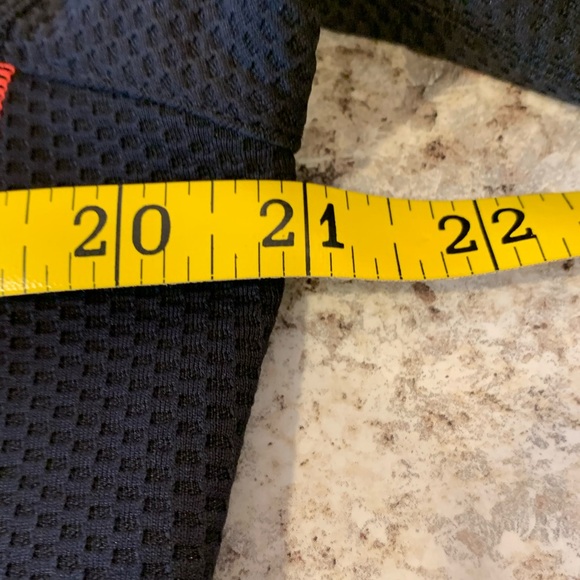 Under Armour Jacket Women large Black Semi-Fitted Cold Gear Full Zip Run - Picture 10 of 13